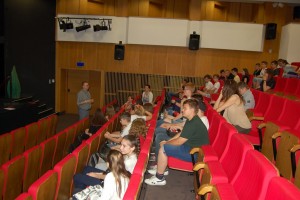 zwiedzanie teatru 1.jpg