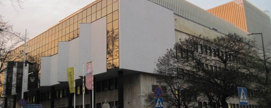 Teatr Muzyczny w Lublinie zaprasza na majówkę w przestrzeni online.