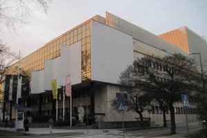 teatr budynek.jpg