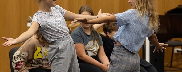 zdjęcie ze spotkań dla dzieci pod nazwą szczęście na warsztacie.jpg